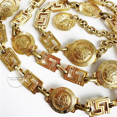 collier versace femme prix|Gianni Versace.